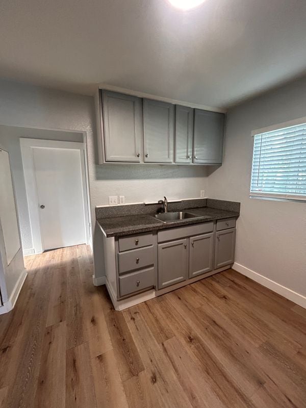 3124 San Jose Way in Sacramento, CA - Building Photo - Building Photo