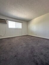 1708 S Garfield Ave, Unit D in Alhambra, CA - Foto de edificio - Building Photo