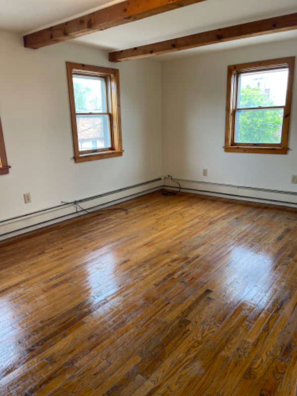 174 Partition St-Unit -4 in Saugerties, NY - Building Photo - Building Photo