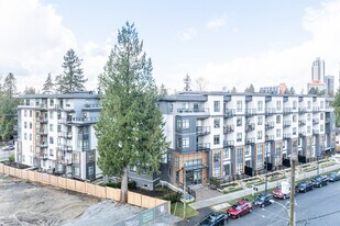 Oak & Onyx in Surrey, BC - Building Photo