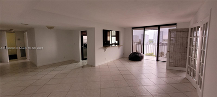 18181 NE 31st Ct, Unit 1003 in Aventura, FL - Building Photo - Building Photo