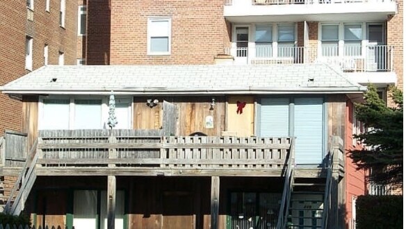 215 Shore Rd in Long Beach, NY - Foto de edificio