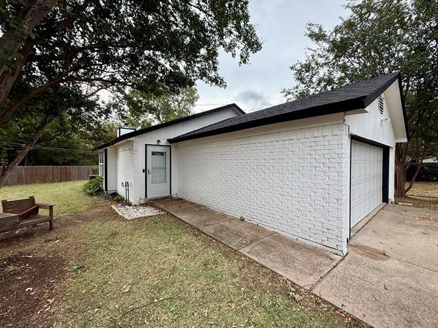 property at 7324 Hyde Ct