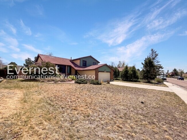 4035 Thundercloud Dr in Colorado Springs, CO - Building Photo - Building Photo