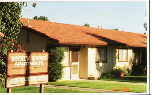 Alpha-Bothun Manor in Turlock, CA - Building Photo - Building Photo