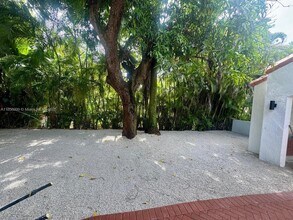322 Viscaya Ave in Coral Gables, FL - Building Photo - Building Photo