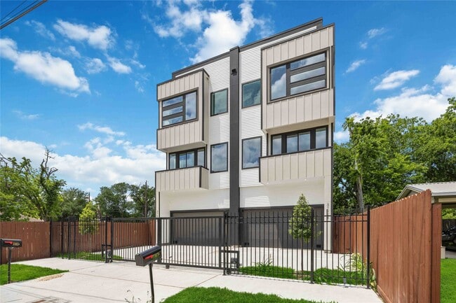 property at 3103 Lelia St