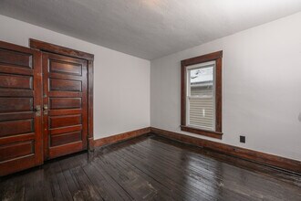 1303 Rowland Ave NE in Canton, OH - Building Photo - Building Photo