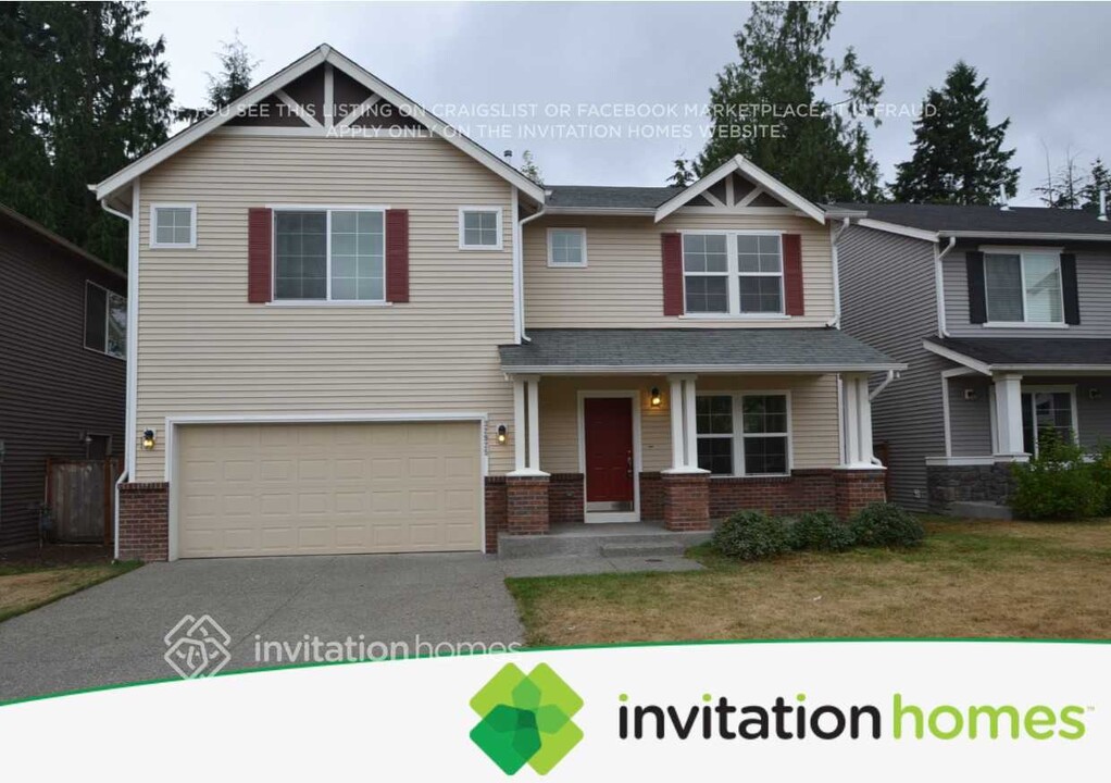 32925 40th Ave S in Federal Way, WA - Foto de edificio