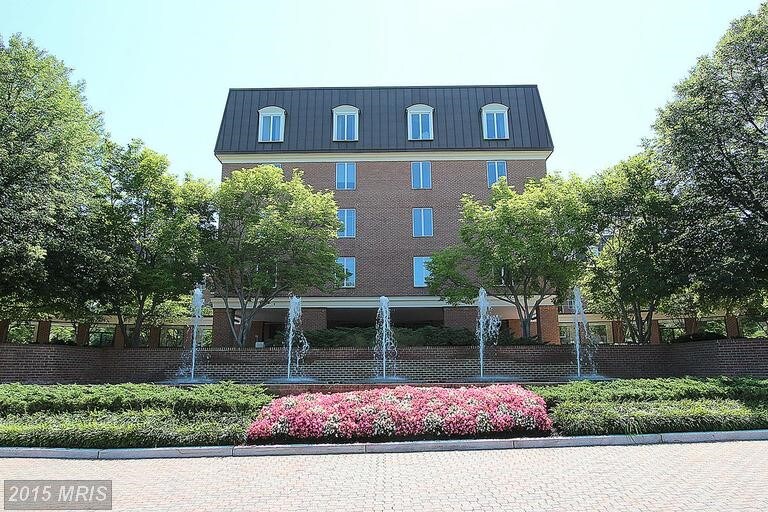 8101 Connecticut Ave in Chevy Chase, MD - Building Photo