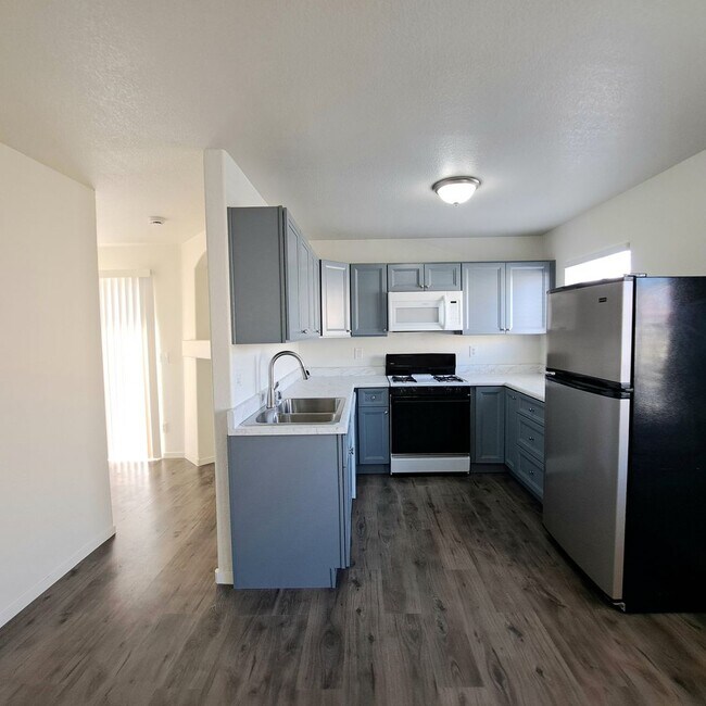 property at 2028 Venus Ave