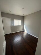 908 E Schiller St in Philadelphia, PA - Building Photo - Building Photo