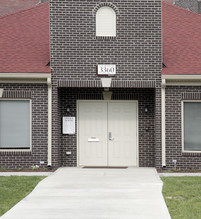 Brownstone Apartments in Indianapolis, IN - Building Photo - Building Photo