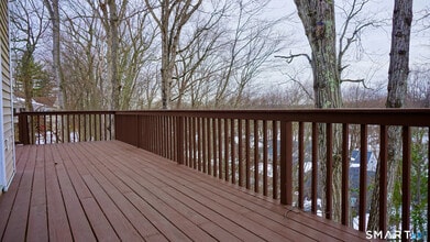 328 Navajo Loop in Shelton, CT - Building Photo - Building Photo