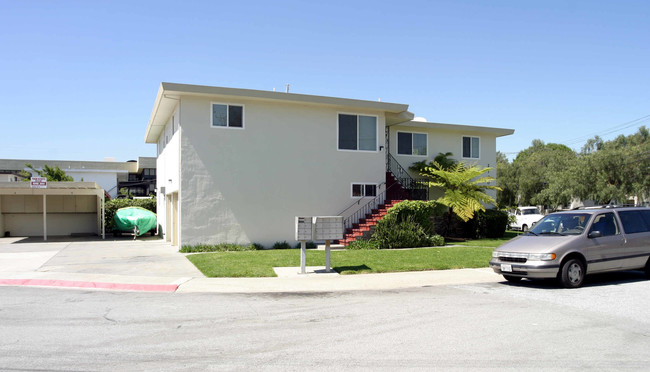 2100 Marlboro Ct in San Jose, CA - Foto de edificio - Building Photo