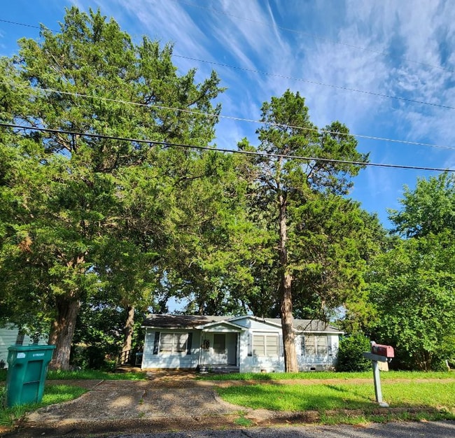 property at 1719 56th E Ave