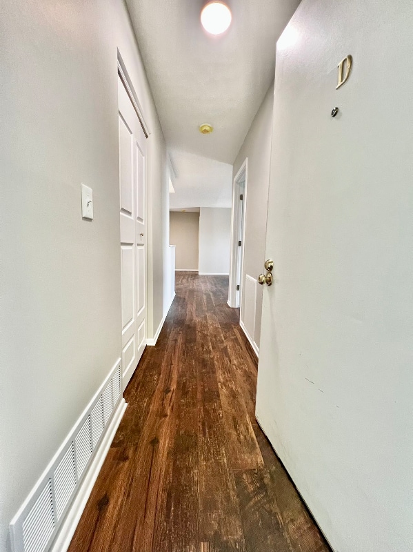 2265 Hedgerow Road in Columbus, OH - Building Photo - Building Photo
