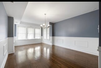 8222 S Maryland Ave in Chicago, IL - Building Photo - Building Photo