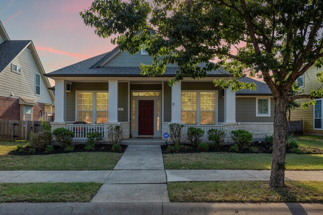 property at 313 Greenside Ln