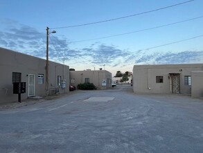 306 W Hadley Ave in Las Cruces, NM - Building Photo - Building Photo