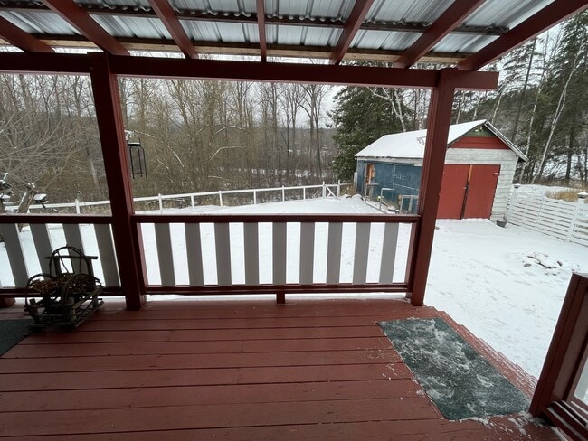 1330-6001330 Twan Ave in Quesnel, BC - Building Photo - Building Photo