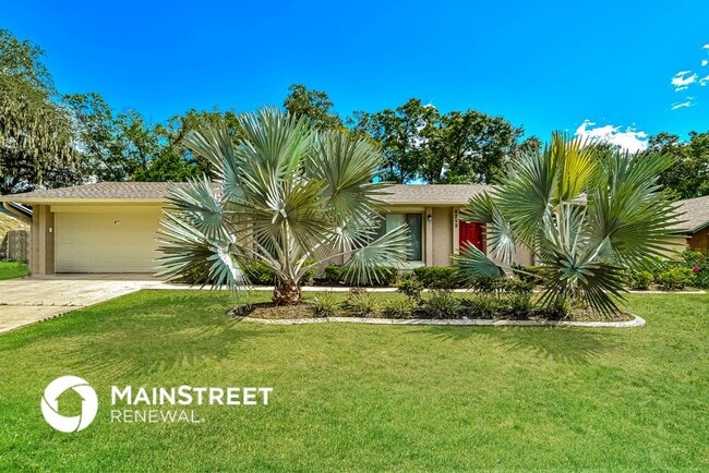 property at 6212 Chinaberry Dr