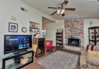 2404 Cottonwood Dr in Georgetown, TX - Building Photo - Building Photo