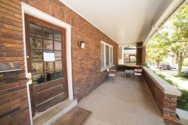 504 Catherine St in Ann Arbor, MI - Building Photo - Building Photo