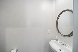 6161 White Oak Leaf Lp in Cut And Shoot, TX - Building Photo - Building Photo