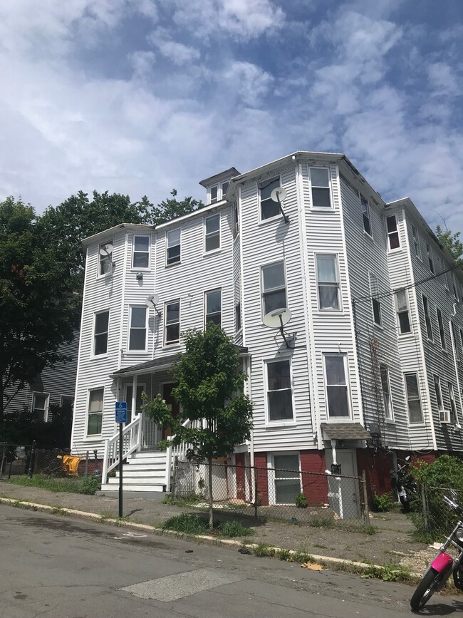 51-53 Bellevue Ave