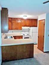 608 N 4th St, Unit 1 in Mankato, MN - Foto de edificio - Building Photo