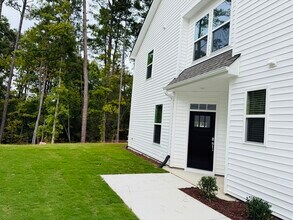 1919 Hinesley Dr in Durham, NC - Building Photo - Building Photo