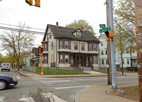 59-61 High St in Waltham, MA - Building Photo