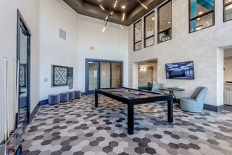 Cyan Southcreek in Overland Park, KS - Foto de edificio - Interior Photo