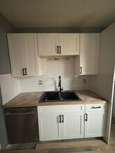 46 Evelyn St, Unit 3 in Boston, MA - Foto de edificio - Building Photo