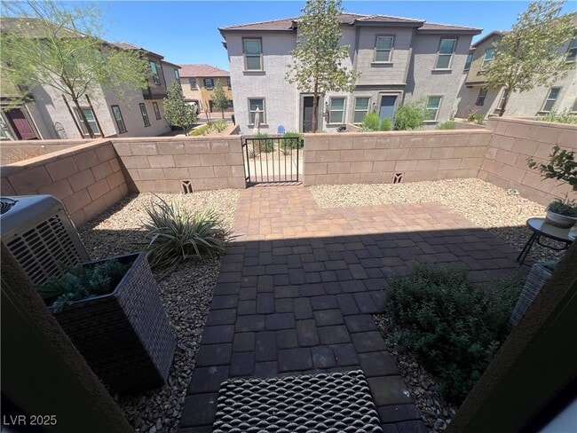 720 Sleeping City Ave in Henderson, NV - Building Photo - Building Photo