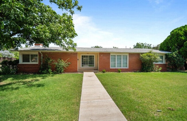 property at 3616 36th St