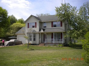 163 Sweetgum Dr in La Vergne, TN - Building Photo - Building Photo