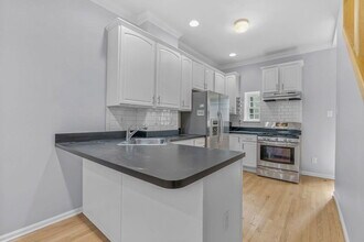 813 N Lawrence St in Philadelphia, PA - Building Photo - Building Photo