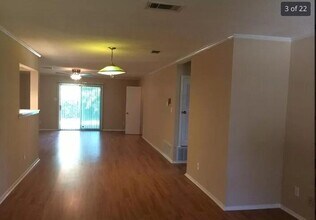 2030 Encino Cir in Austin, TX - Building Photo - Building Photo