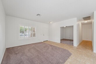 1268 E Birdland Dr in Gilbert, AZ - Building Photo - Building Photo