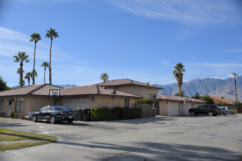 32305 Rancho Vista Dr in Cathedral City, CA - Building Photo