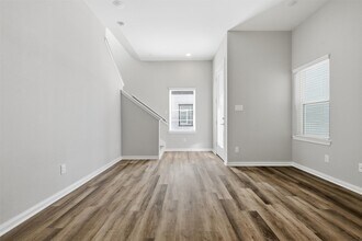 9912 A Clark Rd in Houston, TX - Building Photo - Building Photo