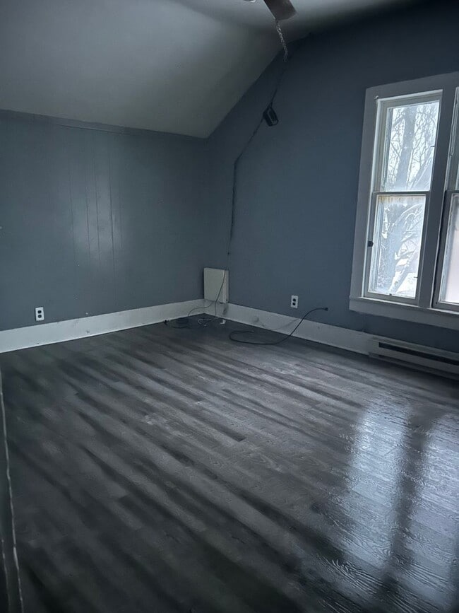 611 W Marion St in Elkhart, IN - Building Photo - Building Photo