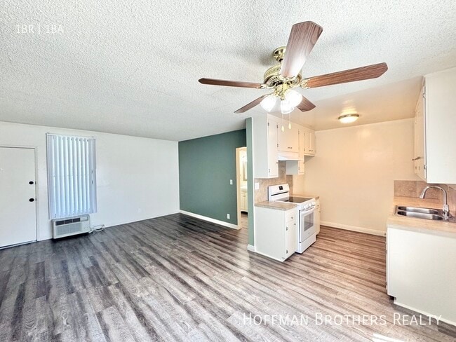 6729 Cleon Ave in Los Angeles, CA - Building Photo - Building Photo