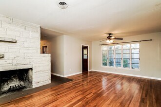 2910 Hampton Rd in Austin, TX - Building Photo - Building Photo