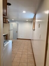 922 S Grove Ave, Unit 1 in Oak Park, IL - Foto de edificio - Building Photo