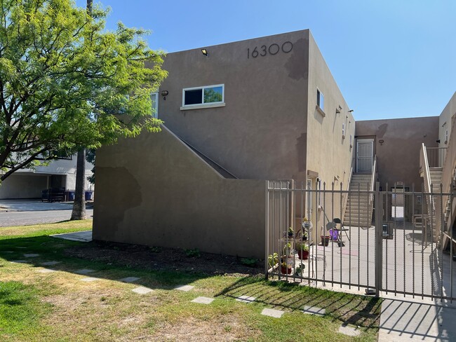 16300 S Ainsworth St in Gardena, CA - Building Photo - Building Photo