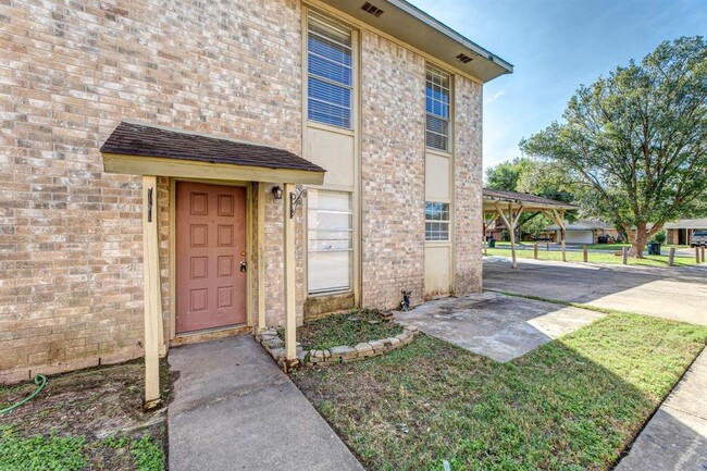 1918 Avenue B in Katy, TX - Building Photo - Building Photo