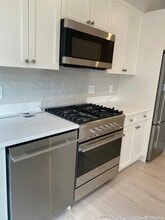 197 Green St, Unit 303 in Boston, MA - Foto de edificio - Building Photo